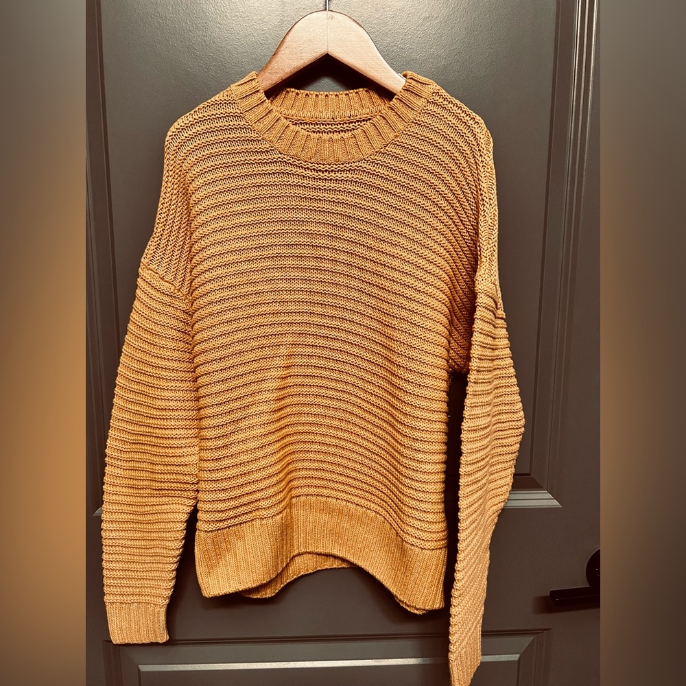 XS Chunky Knit Sweater